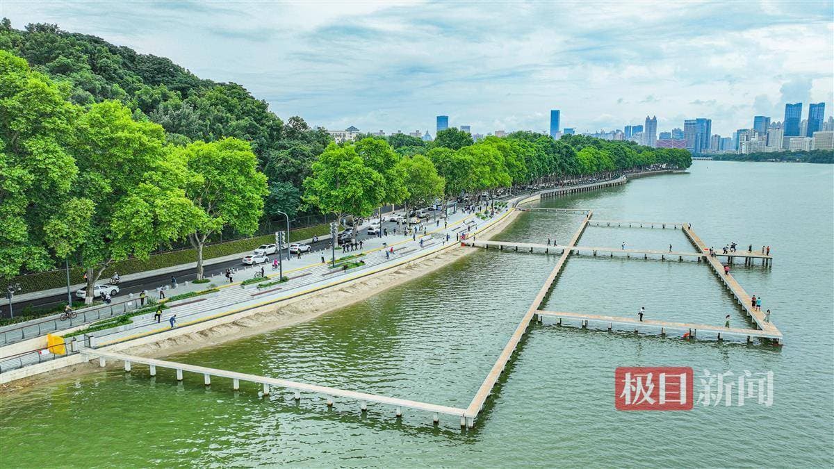 武汉东湖以“绿”为底，绘就生态文明新画卷
