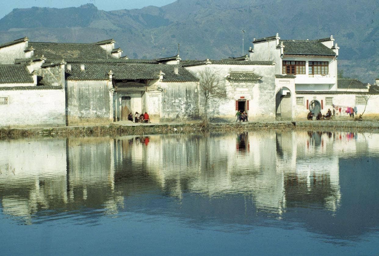 南有世界遗产西递宏村，北有极光之村北极村：中国唯二5A级“村”景区