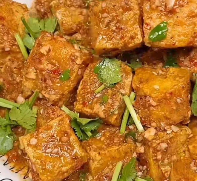 探秘臭豆腐：从发酵到烹饪的全过程揭秘