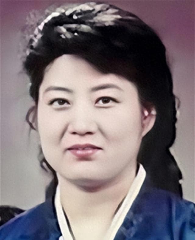 朝鲜“太后”，却是日本制造！金正恩身后的神秘女人：高英姬