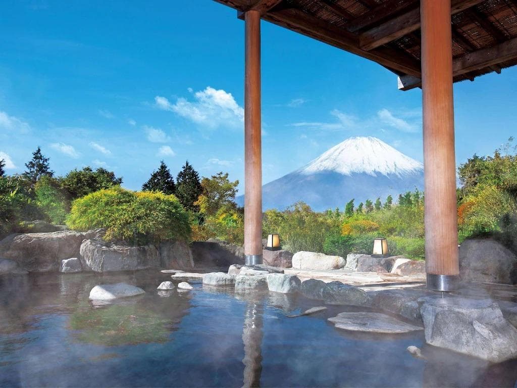 箱根温泉指南：在日本的温泉天堂探索极致放松之旅