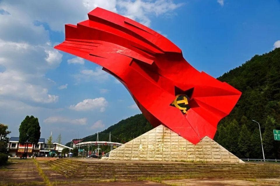 江西井冈山简介，探秘革命圣地，领略绝美风光！