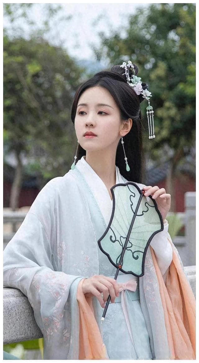 盘点九个绝色女反派，每一个都是又美又狠，李常茹叶冰裳顺德仙姬