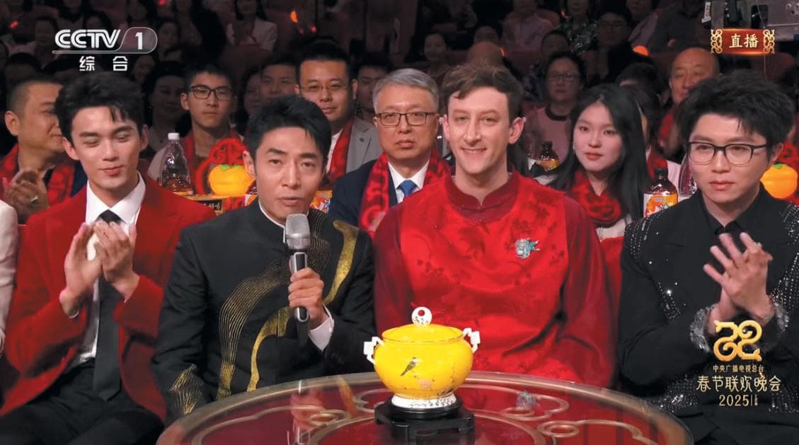 捐赠二战相册的埃文·凯尔 感谢中国人民赋予我真正的人生