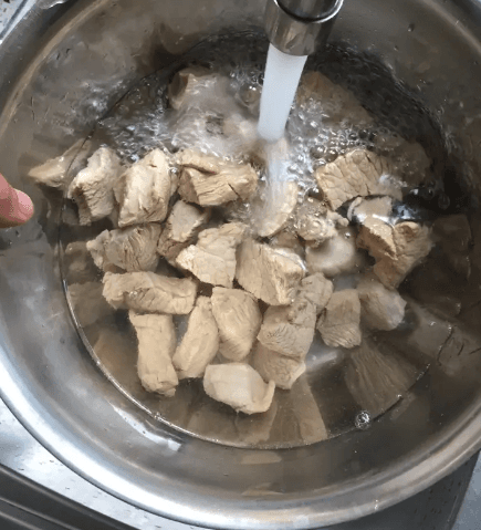 过冷水：低于冰点却仍保持液态的神奇现象