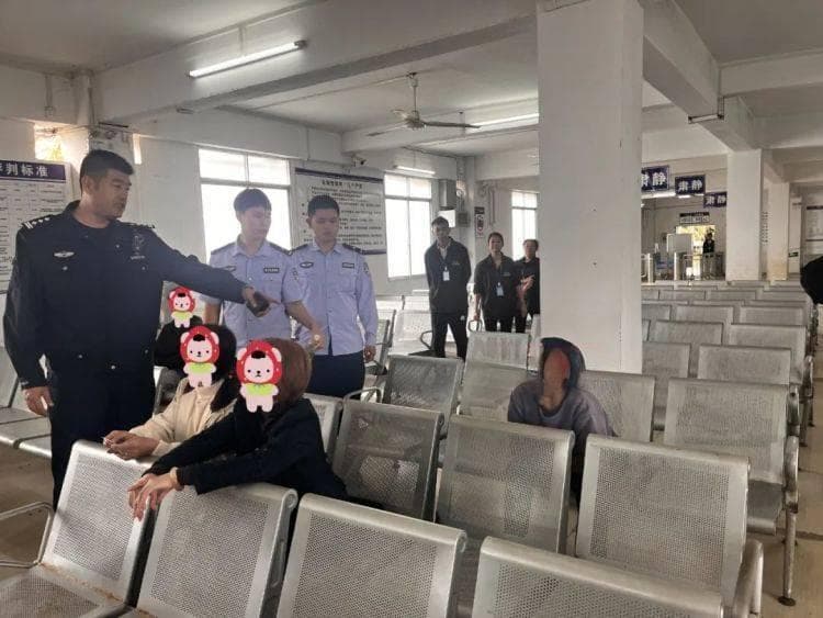 广西一男子科目二考试作弊被抓，喷涂油漆作标记被罚1800元