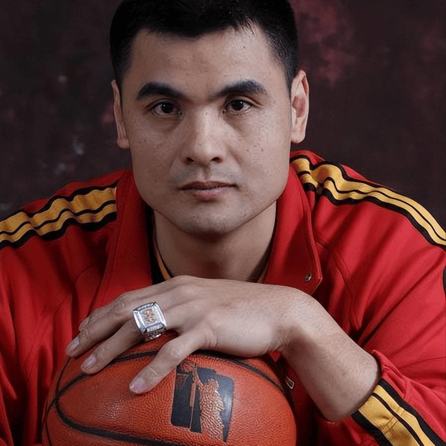 刘玉栋：男篮历史上算得上世界级的球员只有4人，他还不够格