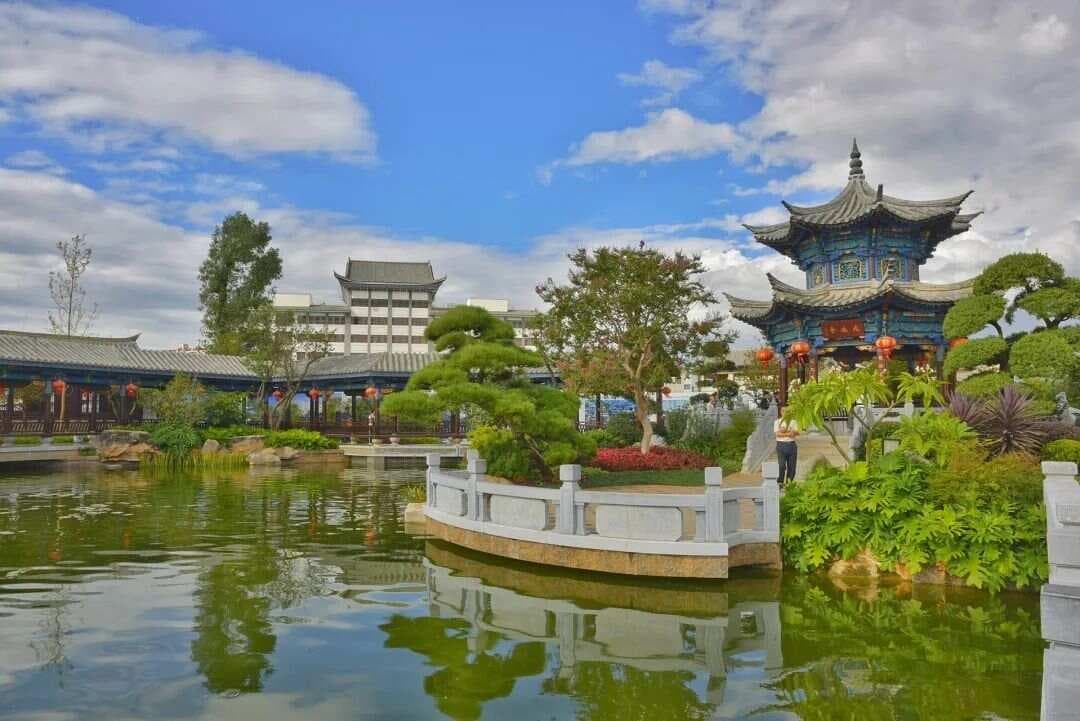 云南建水：8元吃饱，60元住宿，一座性价比极高的古城