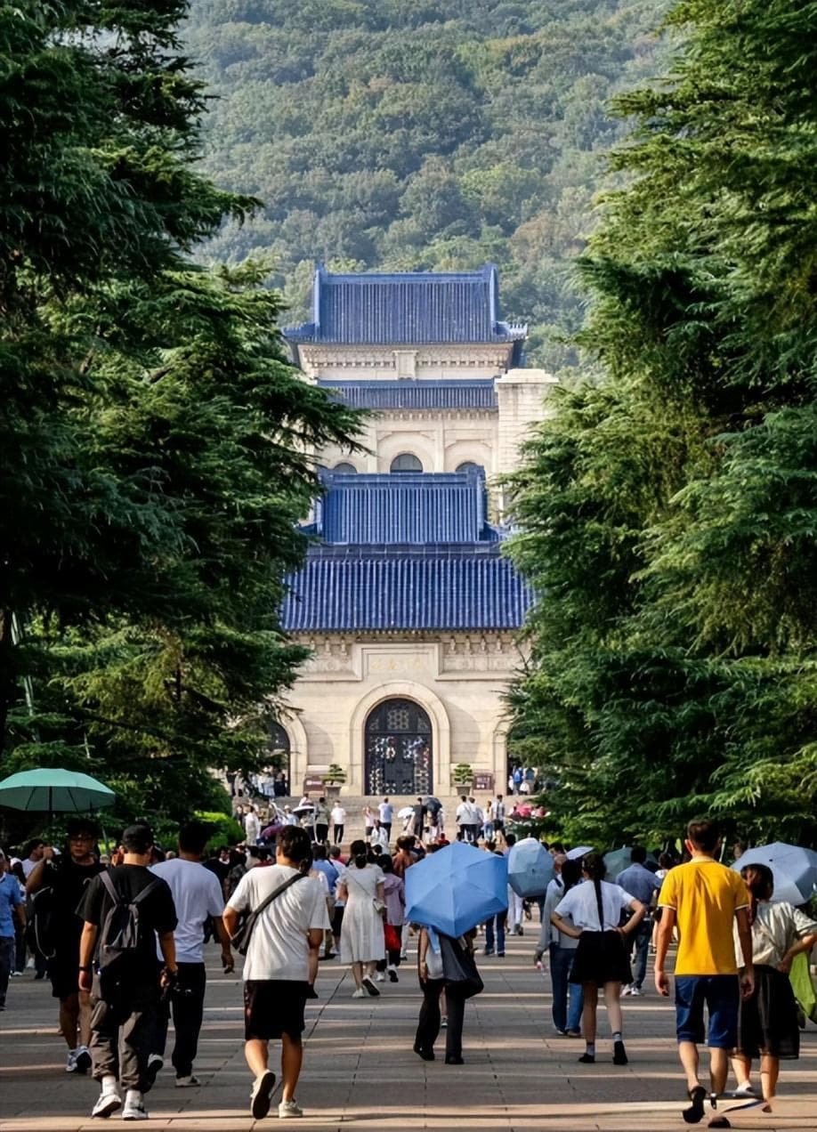 南京中山陵游玩全攻略：一次读懂中山陵，轻松玩转钟山风景区