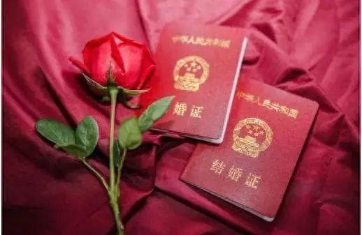 婚姻后生活的理想状态探讨：婚姻对生活有何改变？