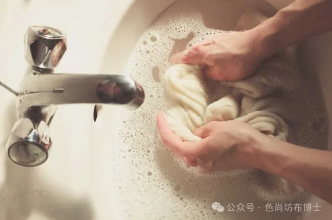预缩、水洗和砂洗的区别