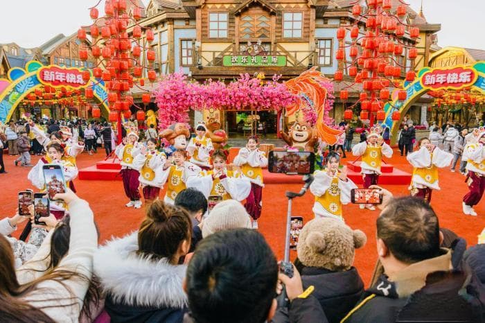 春节假期河南旅游吸金超305亿元 夜游、冰雪游“出圈”
