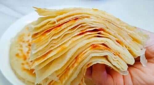 烙饼用烫面、半烫面还是冷水面？教你正确做法，筋道柔软凉了不硬