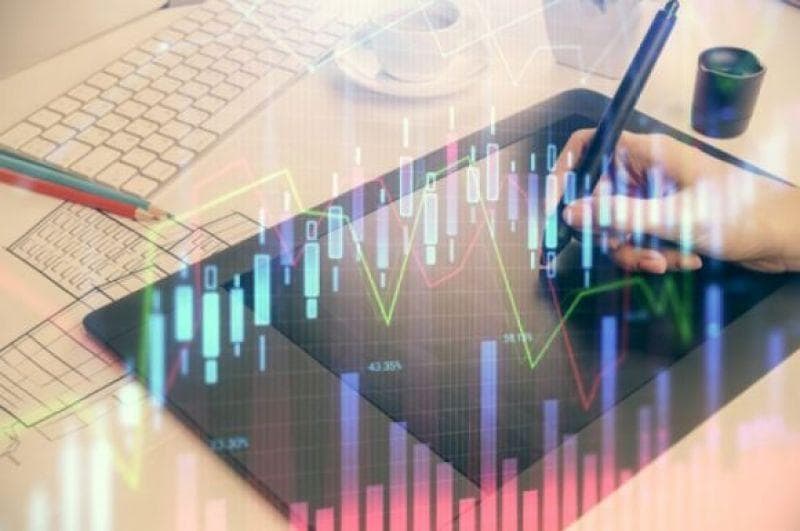 高位股批量下挫！大牛股弘讯科技6连板后“闪崩”跌停，超17万手卖单压顶
