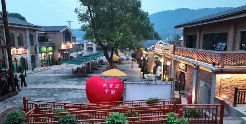 湘西七景：凤凰古城、矮寨大桥等经典美景全攻略
