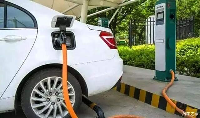 新能源车，只用快充和快慢结合，对电池寿命有多大影响？