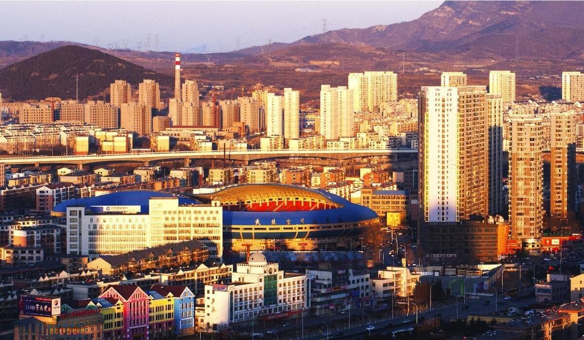 大连市重要的工业和港口区域——金州区