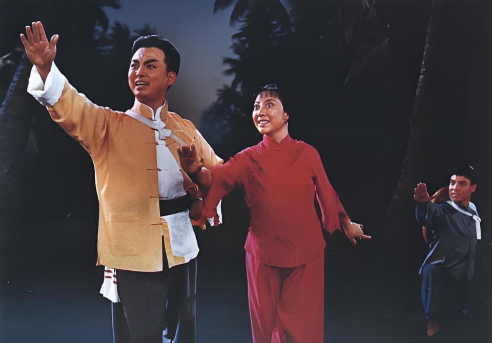 袁世海版《红灯记》：经典再现