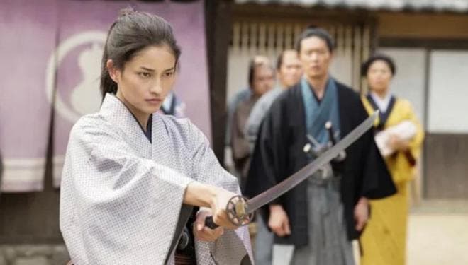 日本版“花木兰”：跨越四个时代的女剑客中泽琴