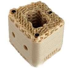 美国首例3D打印PEEK脊柱植入物的成功应用，将打开材料医疗巨大市场？