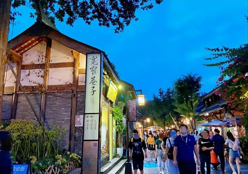 人口超2100万的成都，为何被称“吸血王”？真相令人深思