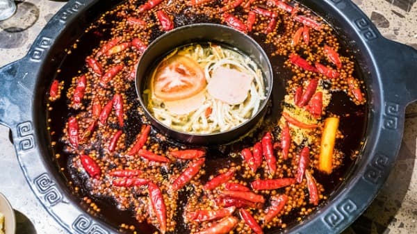 “辛辣食物”舌尖上的诱惑与健康的挑战 你了解多少？
