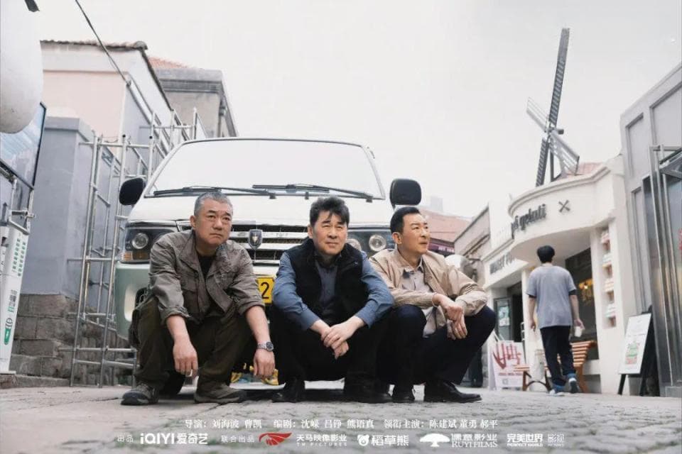 《三叉戟2》：逆流而上的续集创新，不爱流量爱戏骨