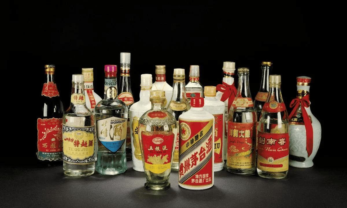 同样500ml，白酒与水重量大不同，原因何在