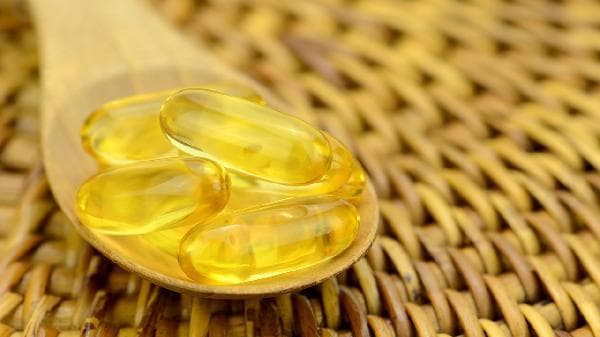 嘴唇干裂起皮怎么办？全方位解决方案来了