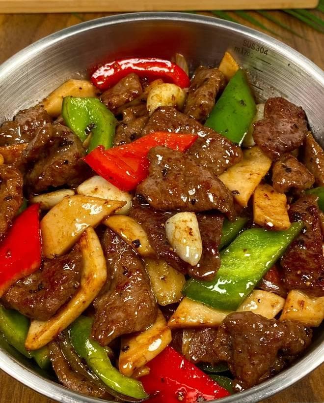 从选材到装盘：黑椒牛肉杏鲍菇的烹饪全攻略