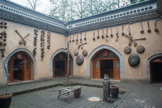 特色民居：三门峡地坑院