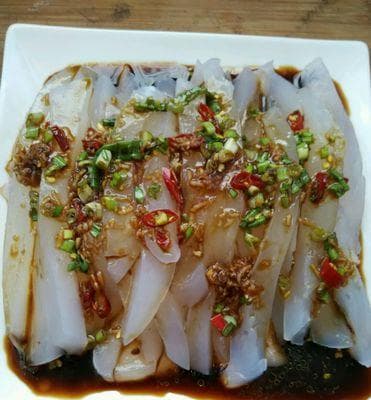 手工凉粉制作全攻略：从选材到食用的完整指南