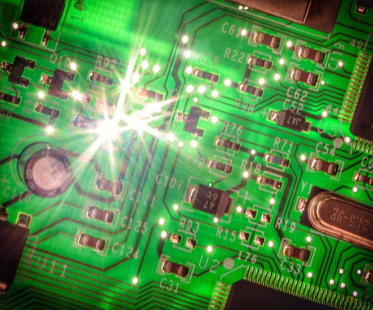 PCB电镀工艺安全大揭秘：你需要知道的防护措施