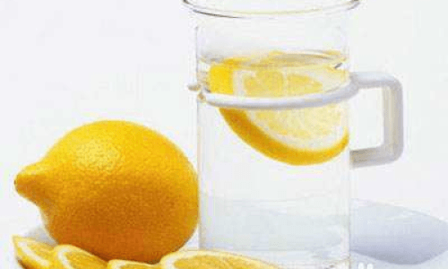 干柠檬泡水喝的正确方法