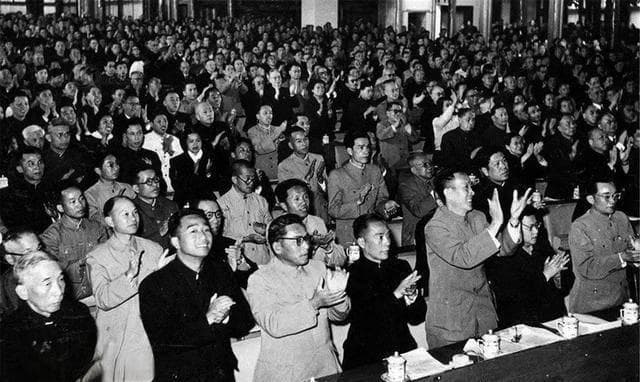 新中国的伟大发明，《汉语拼音方案》是如何产生的？