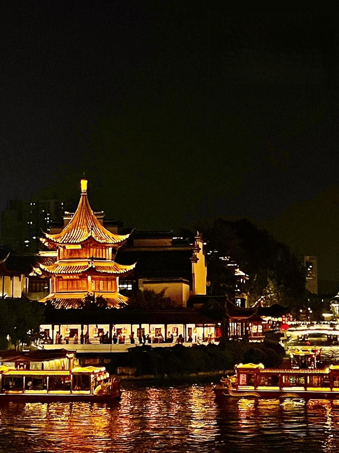 南京好玩的旅游景点，老南京人的夜游攻略，南京旅游攻略之夜景篇