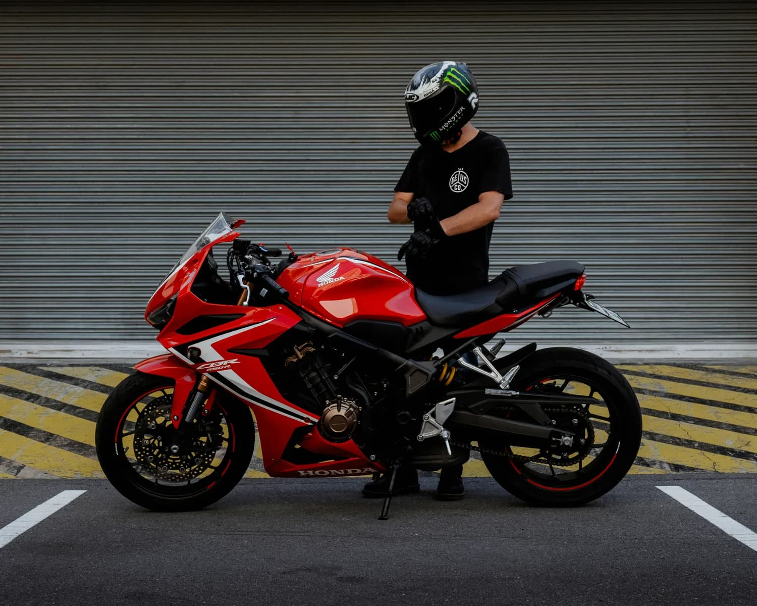本田CBR650F：长途摩旅必备保养指南