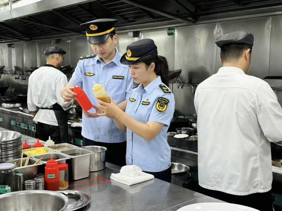 上海市场监管部门披露两起食品添加剂违规使用典型案例