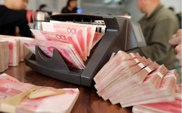 在中国，有100万存款到底是什么水平？银行员工说出实情
