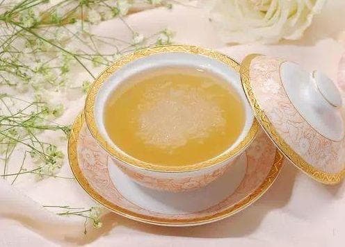 燕窝与藕粉搭配食用：全方位解析其营养利弊与适宜人群