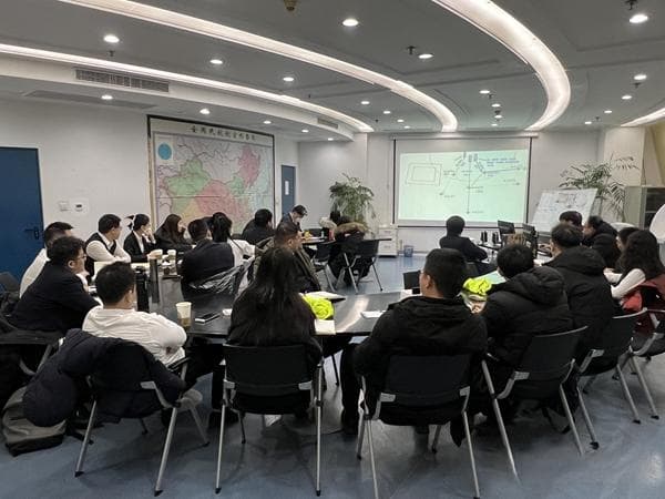民航华北空管局开展"安全隐患大家谈"主题活动，筑牢空管安全防线