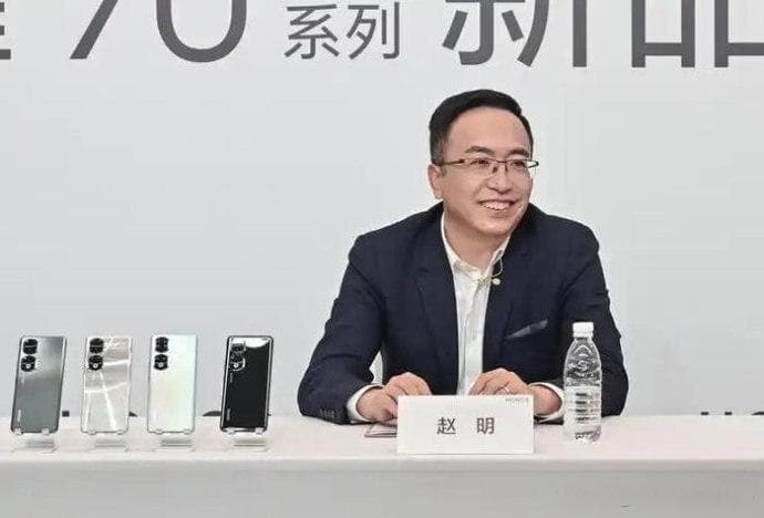 荣耀IPO关键阶段“换帅”：赵明辞任CEO，前华为悍将接任