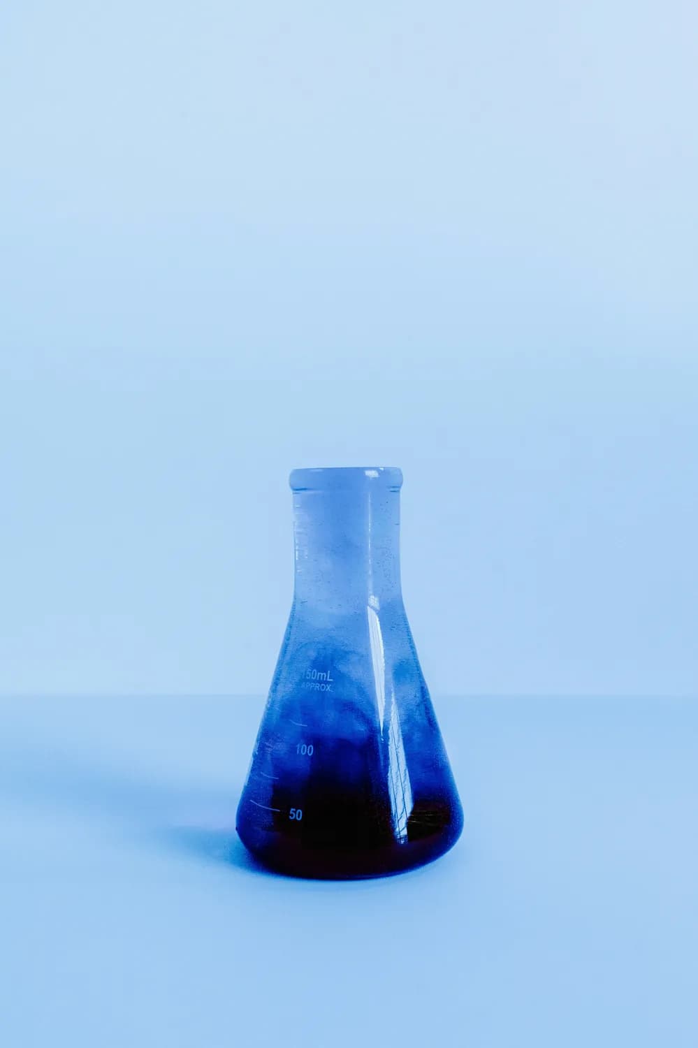盐酸与氧化铁反应：清洁铁锈的秘密武器
