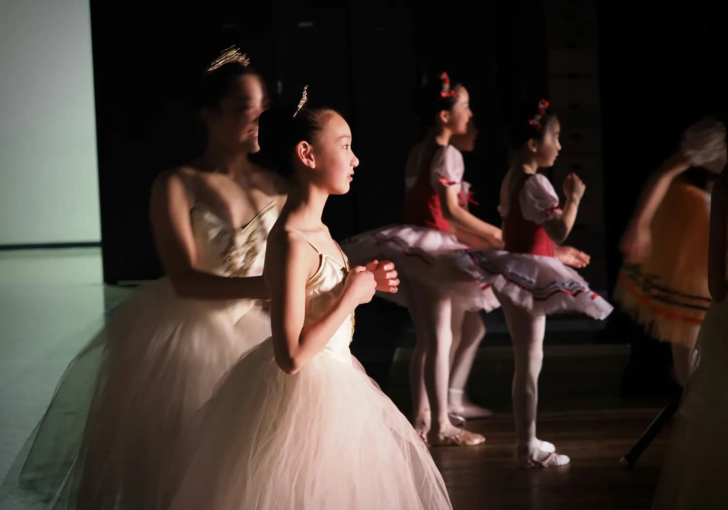 舞法天女之绚彩归来：第四位天女揭秘