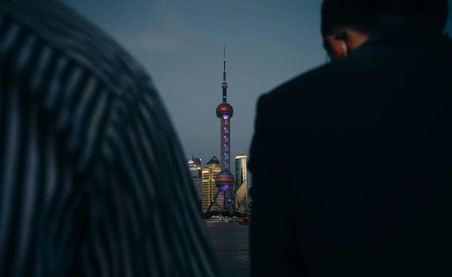 东方明珠迎来第1亿名游客！这座“城市明珠”如何闪耀三十年？