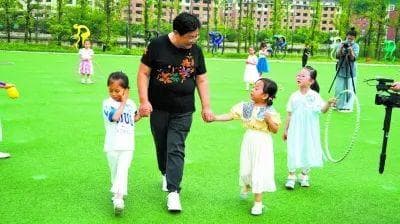 与妇联组织共织儿童权益“保护网” 携手同行17载，点亮“宝贝回家”路