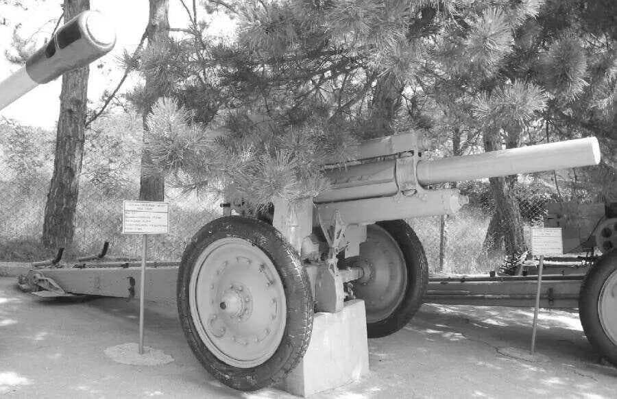 1938年式122毫米M-30榴弹炮：苏联二战经典火炮