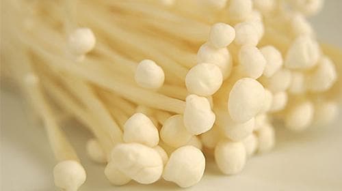 金针菇的功效与作用、禁忌和食用方法