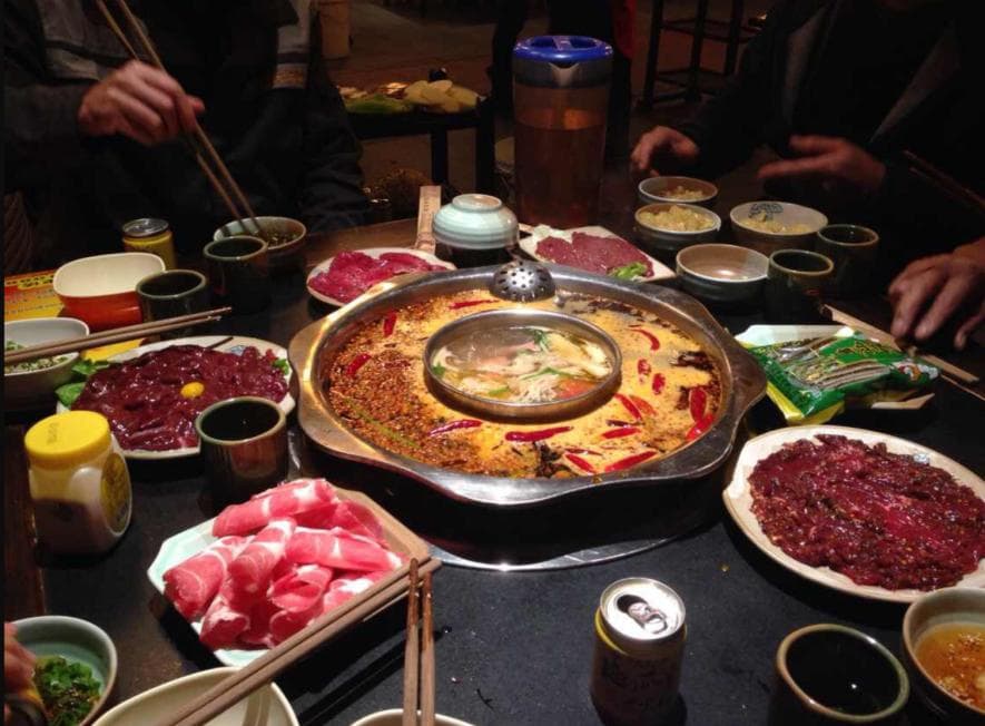 一吃辣就长痘？真的冤枉辣椒了！这3类食物才有可能！