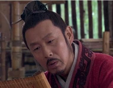 秦汉时期项羽没能胜出是因为什么？犯了哪些错误?